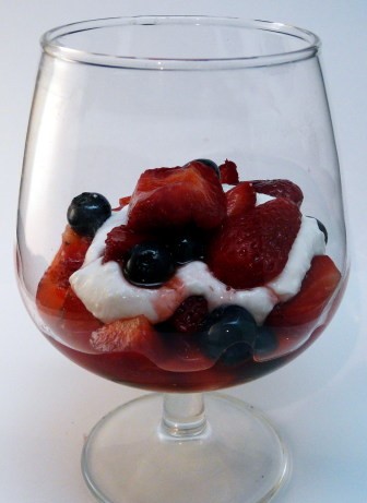 Canadian Luscious Amaretto Ricotta With Berries low Fat Appetizer