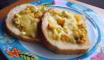 American Scrambled Eggs With Cheddar on Toast Dinner