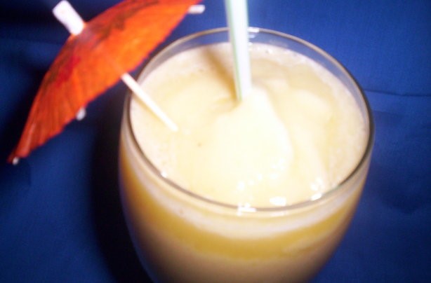 American Bananapineapple Slushie Dessert