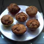 American Muffins of Pear with Cinnamon and Raisins Dessert