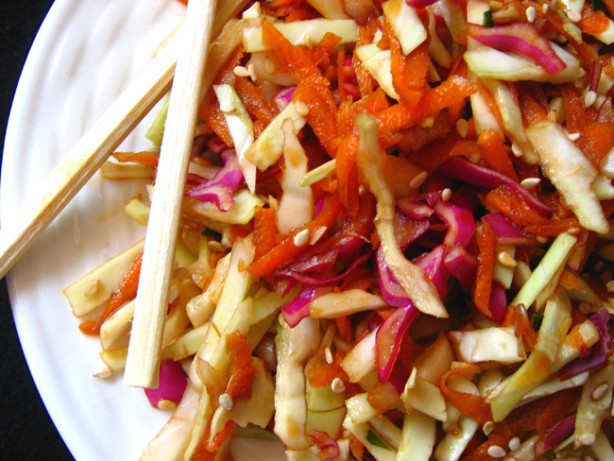 American Spicy Asian Coleslaw Appetizer