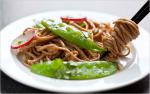 American Stirfried Snow Peas With Soba Recipe Appetizer