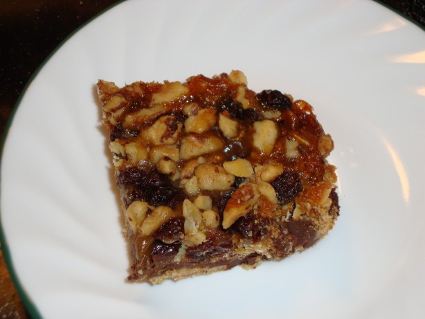 American Raisin Caramel Bars Dessert