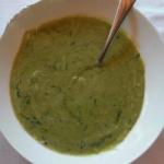 Asparagus Soup with Garlic and Spinach recipe
