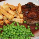 Beef Steak with Red Wine Sauce and Mushrooms recipe