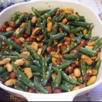 Sudan Spicy Beans and Peanuts Appetizer