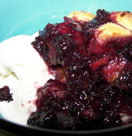 American Deluxe Blackberry Cobbler Dessert