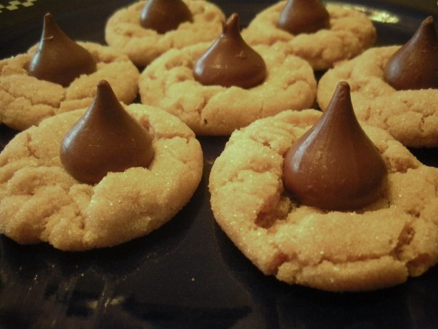 American Crispy Peanut Butter Cookies Dessert