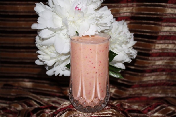 Australian Frosty Peach Shake Appetizer