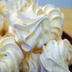 French Meringues 4 Dessert