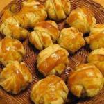 French Pastries with Chicken Appetizer
