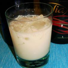 Russian White Russian Vodka Beverage Alcohol