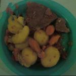 Australian Beef with Potatoes to the Slow Cooker Dinner