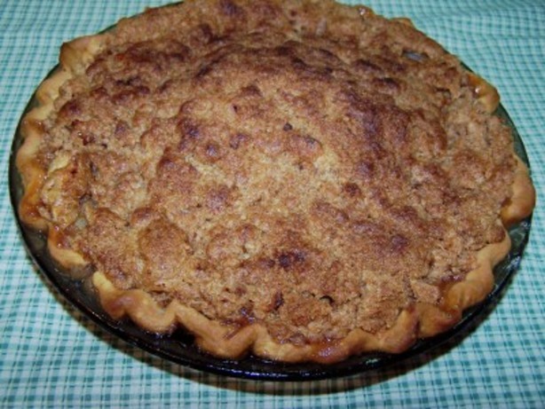 American Apple Crunch Pie 3 Dinner