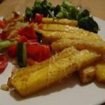 French Carbon Rape Fries with Broccoli and Salad Appetizer