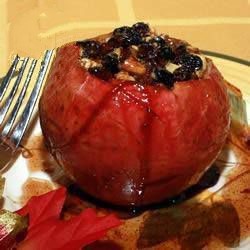 Canadian Apples Roast the Hazelnuts and Raisins Dessert