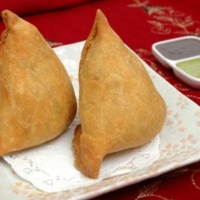 Pakistani Punjabi Samosa Appetizer