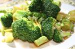 American Stirfried Asian Style Broccoli Appetizer