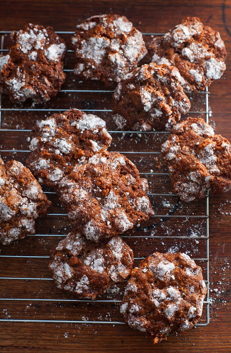 Canadian Brown Sugar and Almond Snaps Appetizer