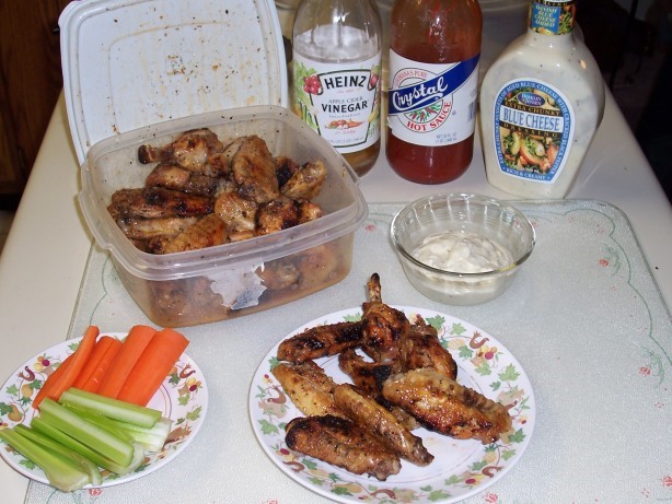 American Broiled Chicken Wings Appetizer