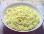 Canadian Creamy Mashed Potatoes with Chives Appetizer