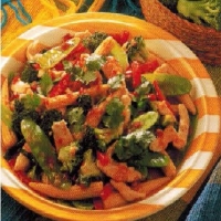Canadian Chicken And Vegetable Salad Appetizer