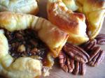 American Southern Pecan Puffs Dessert