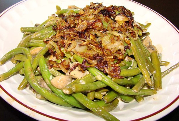 American Green Beans and Mushrooms Braised in Cream Dinner