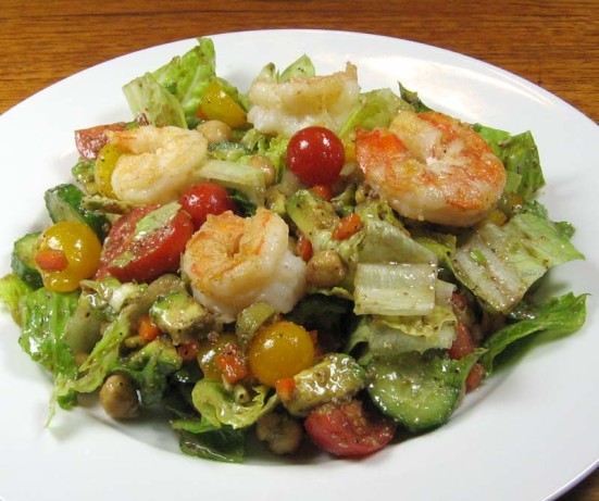 American Mediterranean Salad With Shrimp Dinner