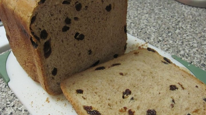 American Cherry and Raisin Loaf Recipe Dessert