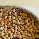 American Chickpeas and Mushrooms in Wet Appetizer