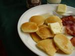 American Bisquick Pancakes aka Silver Dollars Dessert