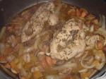 American Herbbraised Chicken With Tomatoes and Mushrooms low Carb Dinner