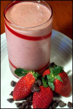 American Chocolate Strawberry Clean Out the Fridge Smoothie Appetizer