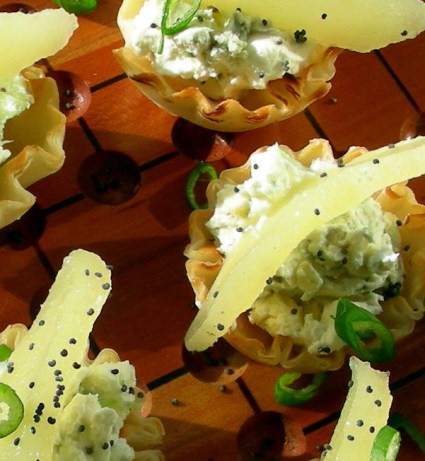 German Blue Cheese  Pear Filling for Minitartlets german Dinner