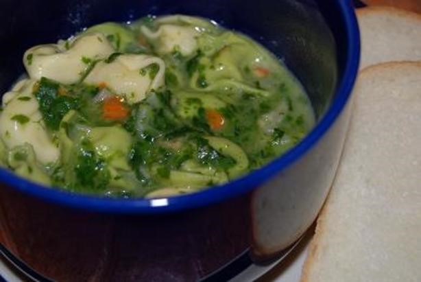 American Tortellini Spinach Soup 1 Appetizer