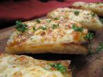 American Most Delicious Garlic Cheese Bread Appetizer