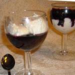 American Ricotta Cream with Blueberries in the Scent of Orange Dessert