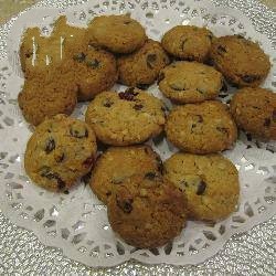 American Oatmeal Biscuits with Chocolate and Cranberries Dessert