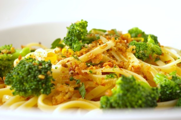 American Broccoli and Walnut Spaghetti Dinner