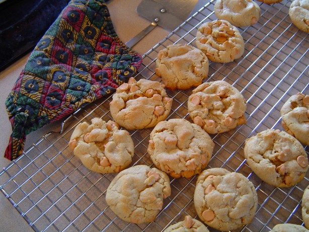 American Peanut Butter Scotchies Dessert