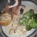 American Rolled Chicken in Mushroom Sauce and Cream Dinner