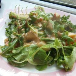 Australian Young Lettuce with Tomato Apple and Nuts Appetizer