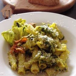 American Penne Al Pesto and Zucchini Dinner