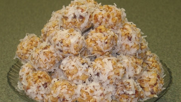 Australian Coconut Date Balls Recipe Breakfast