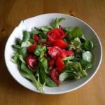 American Field Salad with Cherry Tomatoes Appetizer