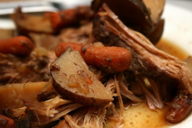 American Melissas Crock Pot Pot Roast Appetizer