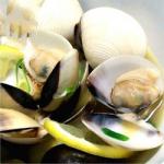 Japanese Steamed Clams in Butter and Sake Recipe Appetizer