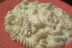 American Creamy Stove Top Macaroni and Cheese Dinner