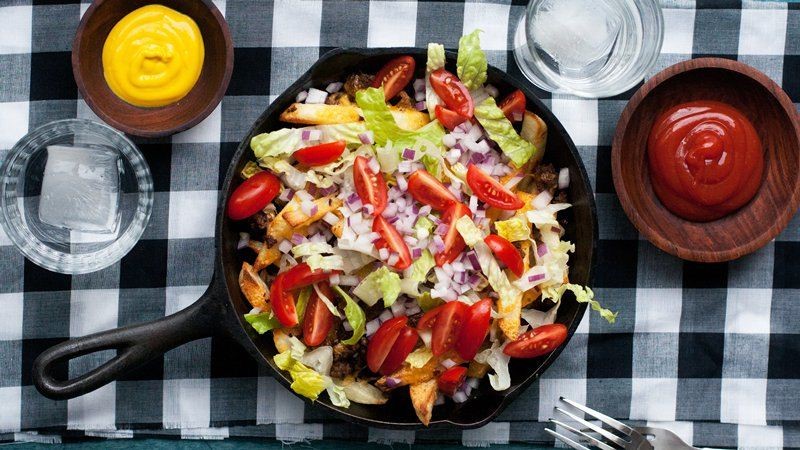 Australian Cheeseburger Skillet Fries Appetizer